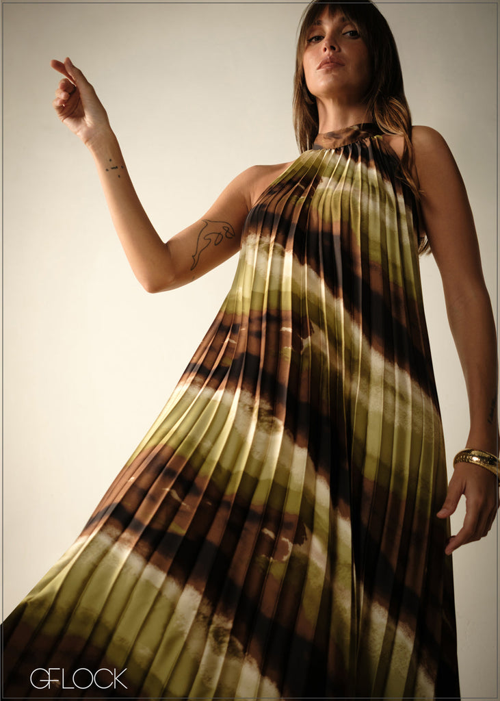 Halter Neck Pleated Dress - 271125