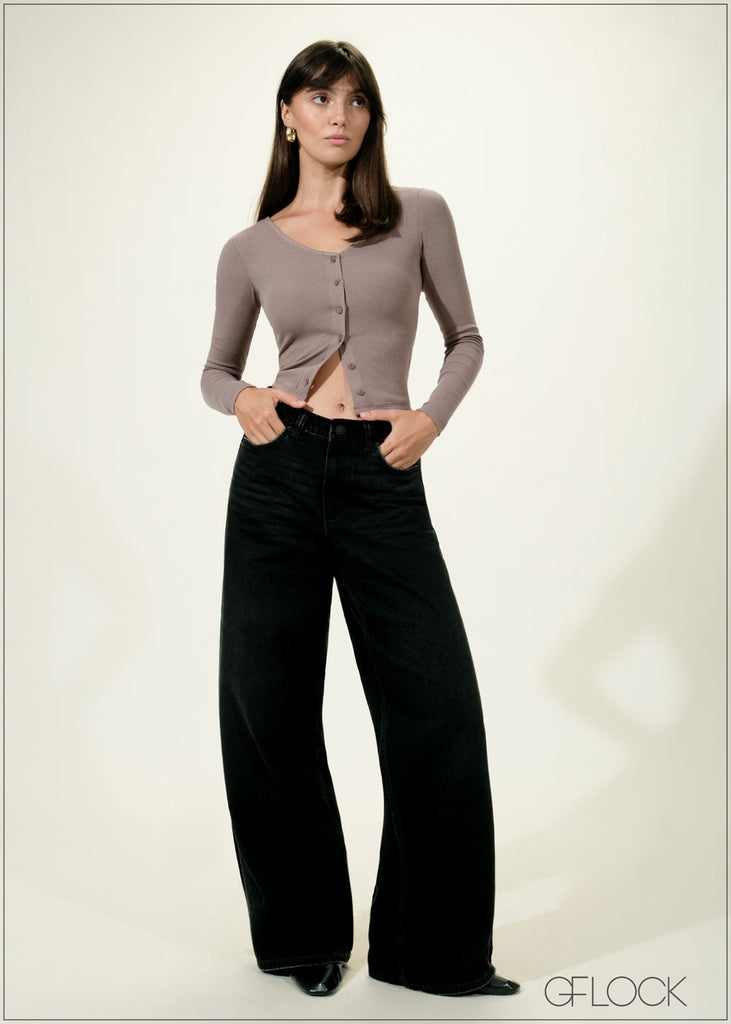 Black Wide Leg Jean - Short Length - 030626